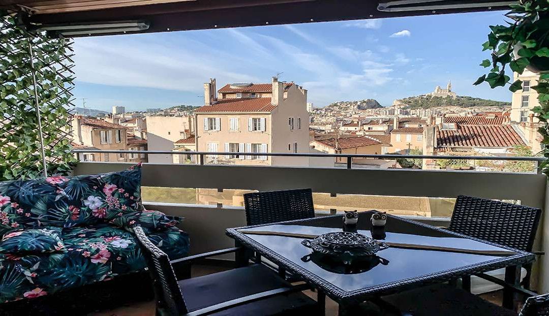 T4 – 99 m2 – 10mn à pied de Castellane – 13006 – 380 000 €