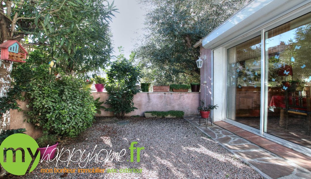 Maison de ville – 105 m2 – Charteux – 395 000 €