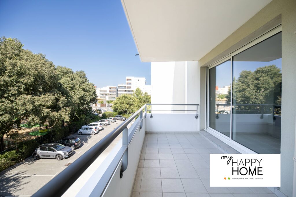 Appartement T2 avec grande terrasse, 11 ème limite 12 ème – 196 000 €